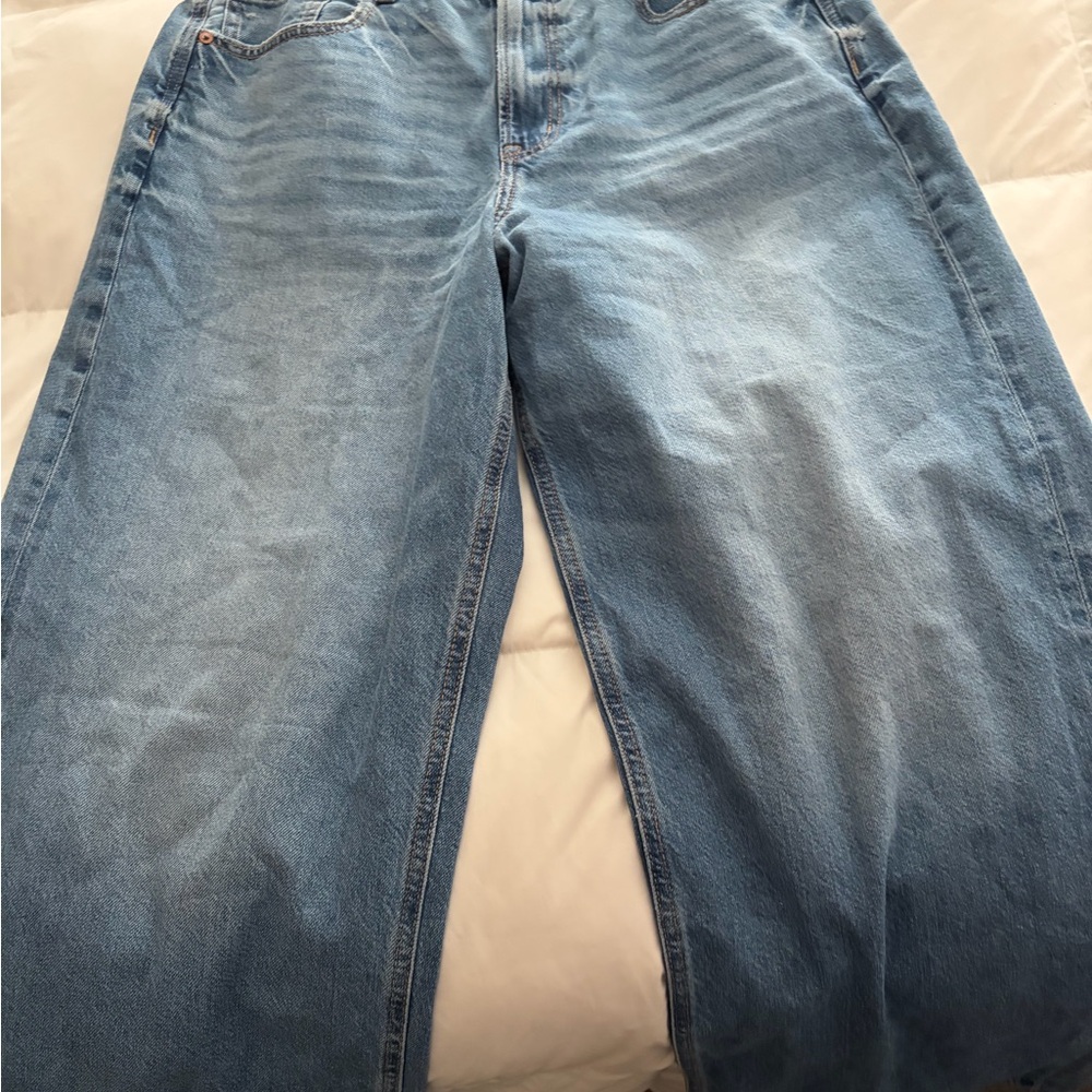 American Eagle Outfitters High-Rise Curvy Super High Rise baggy Straight